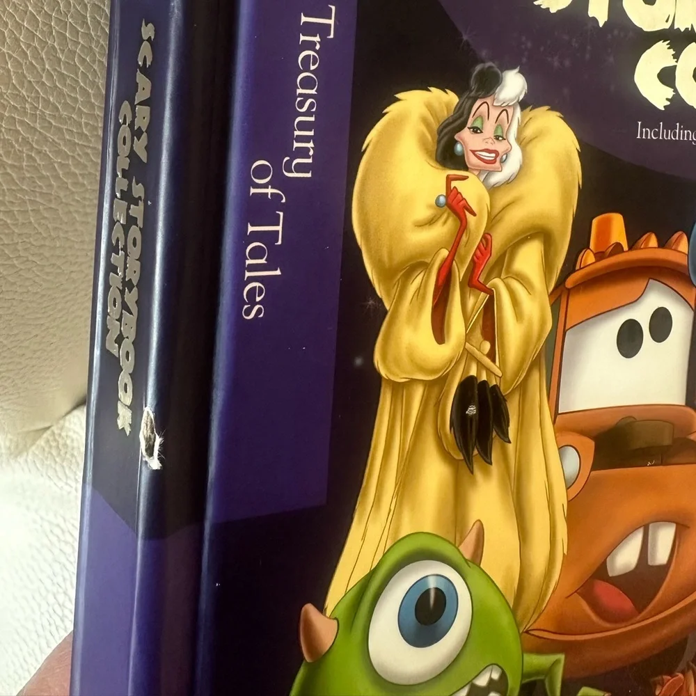 Disney EUC Hardcover Scary Storybook Collection 2nd Edition Copyright 2008